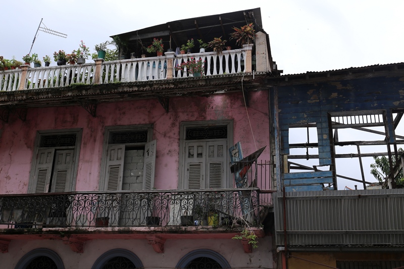 in Casco Viejco werden die Häuser langsam rnoviert...